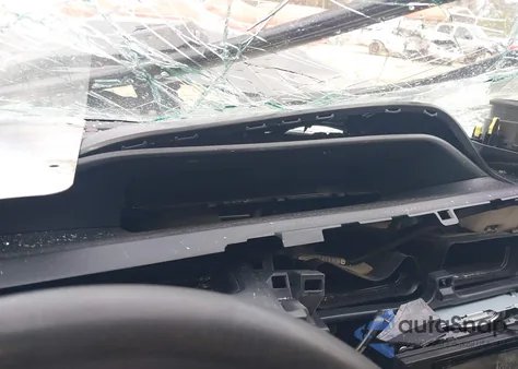 2013 Toyota Prius C Two from USA, damaged, VIN JTDKDTB35D1546587